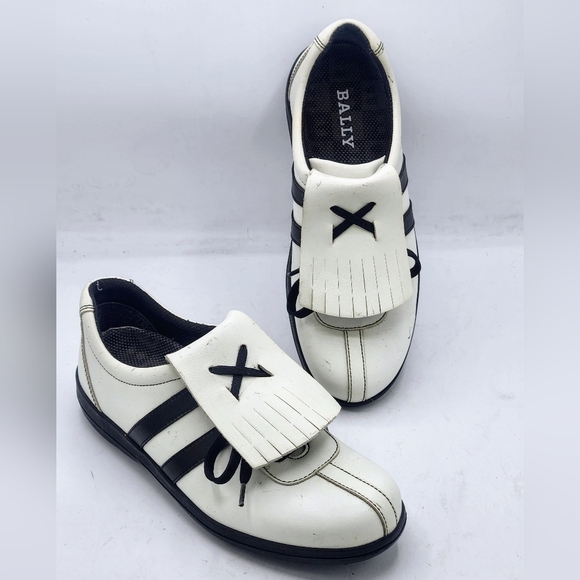 BALLY GOLF Women Free 235mm Leather Off-White Wing-Kilt Golf Shoes Size 6 - Picture 1 of 12
